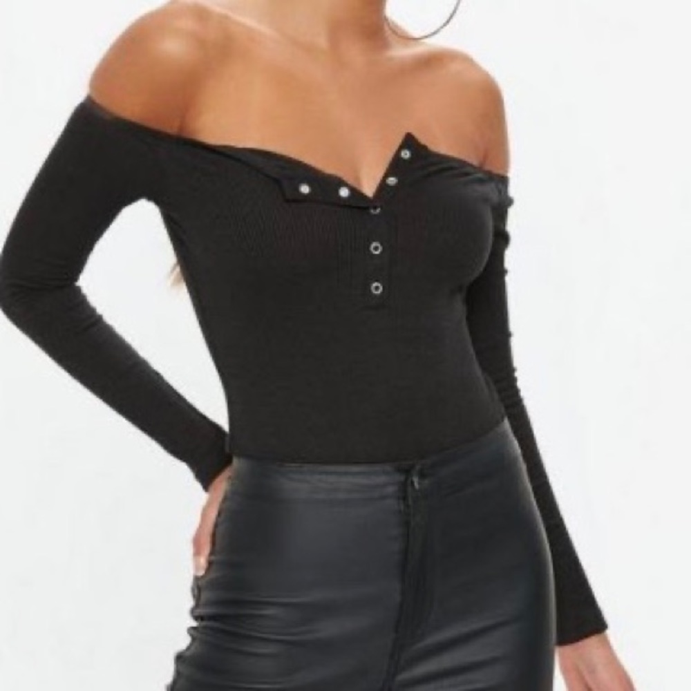 Black Ribbed Strapless Bodysuit